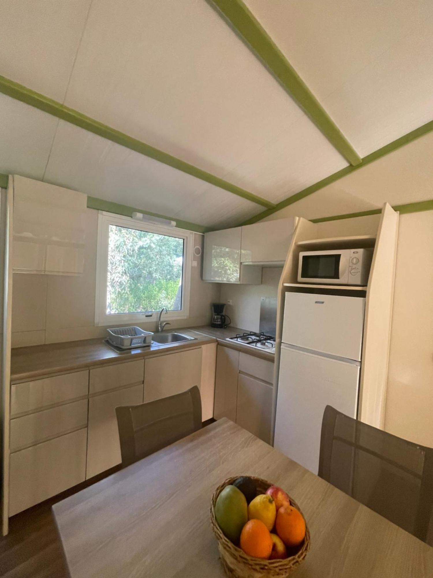 Camping La Cle Des Champs Calvi  Exteriör bild